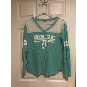 Le Women’s Turquoise “Mackinac Island” Long-sleeve Graphic Tee Sz. Small